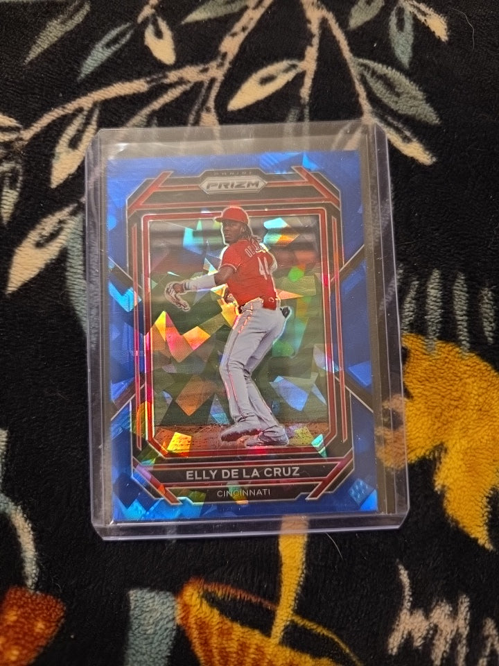2023 Panini Prizm Elly De La Cruz #92 Blue Ice Cincinnati Reds Baseball Card