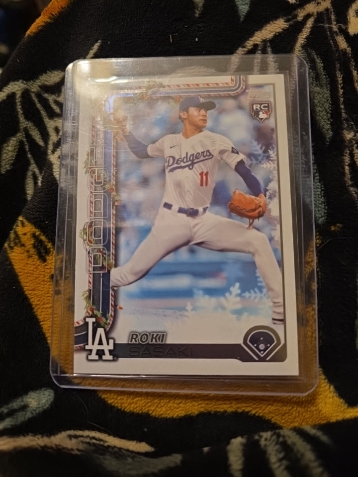 5 card Roki Sasaki rc lot